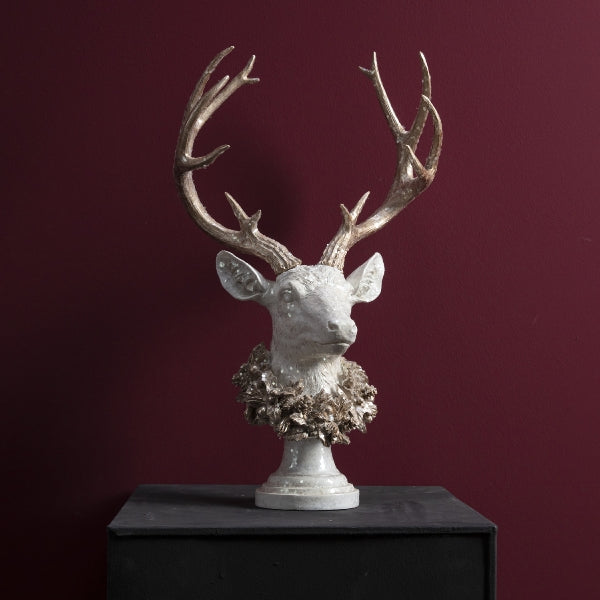 Deer Bust Laurel 3