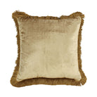 Pute med frynser i forskjellige farger 8