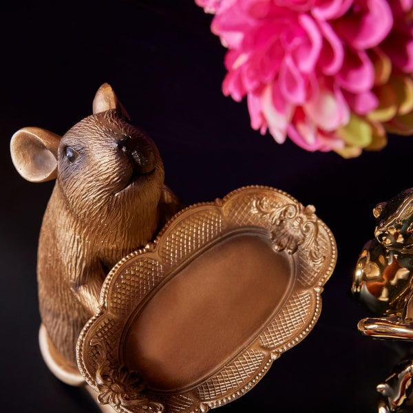 Rudi The Rat w. Plate Gold 1