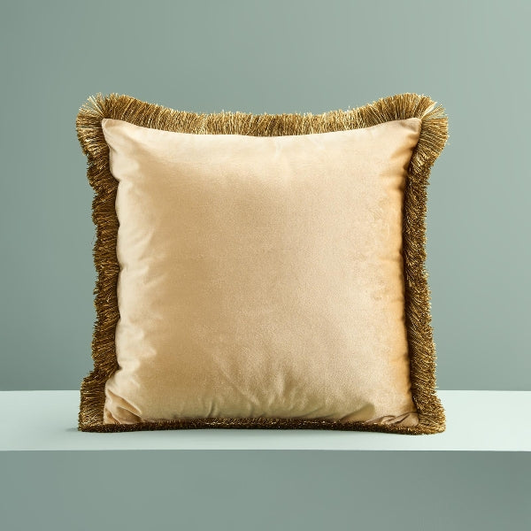 Peoner pyntepute med frynser 2