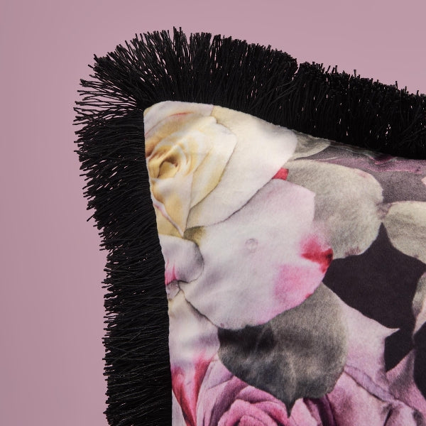 Rosaceae pyntepute med frynser 3