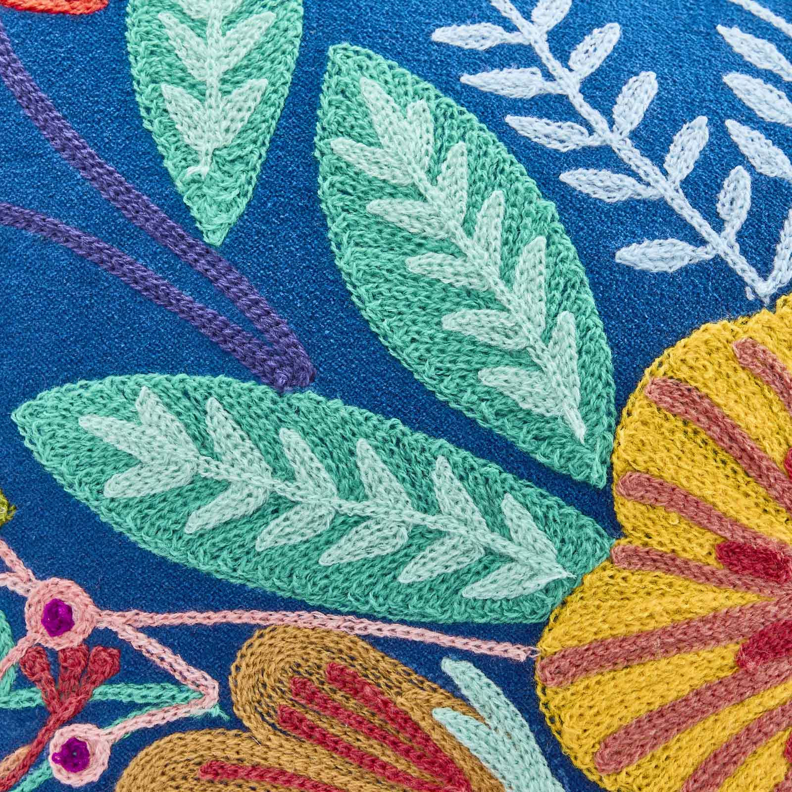 Frida Håndbrodert pute Blå 5