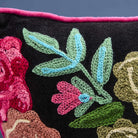 Lotte Håndbrodert pute Sort 3