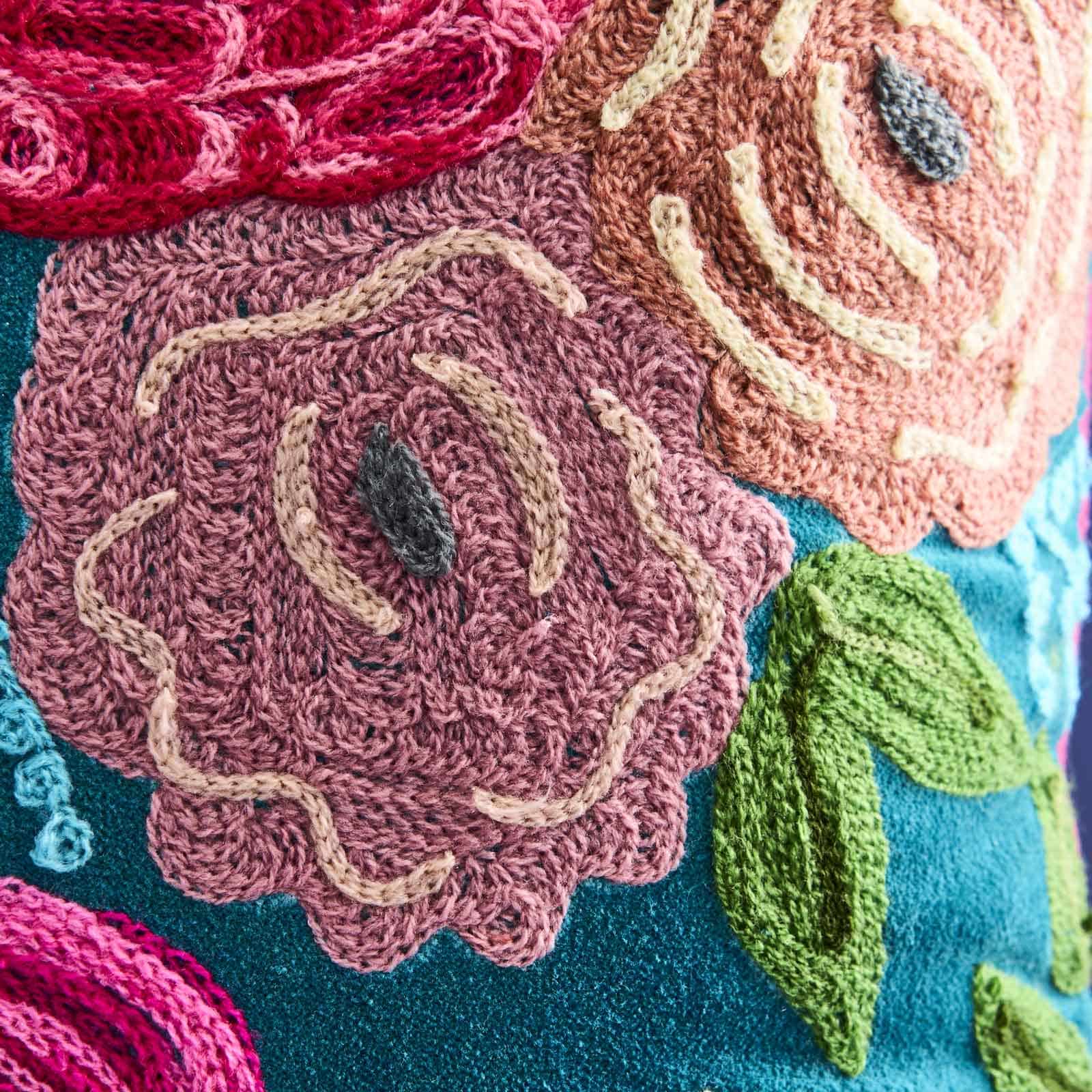 Lotte Håndbrodert pute Grønn 5