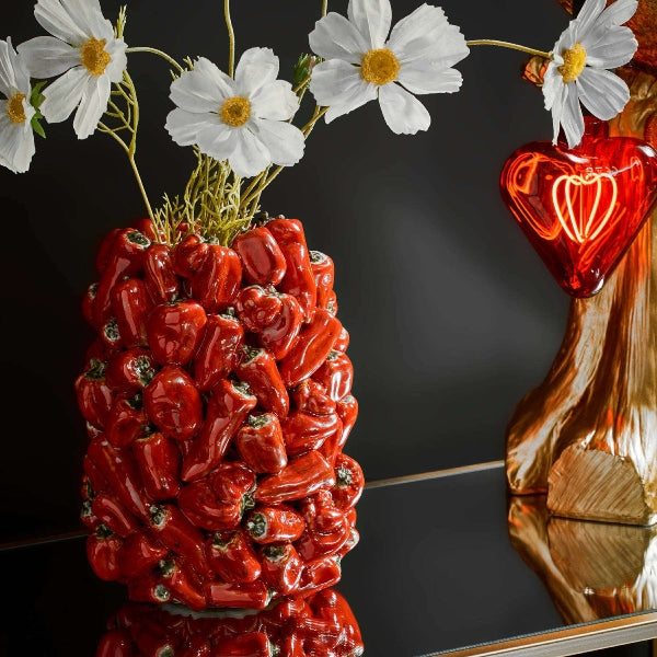 Paprika vase 1
