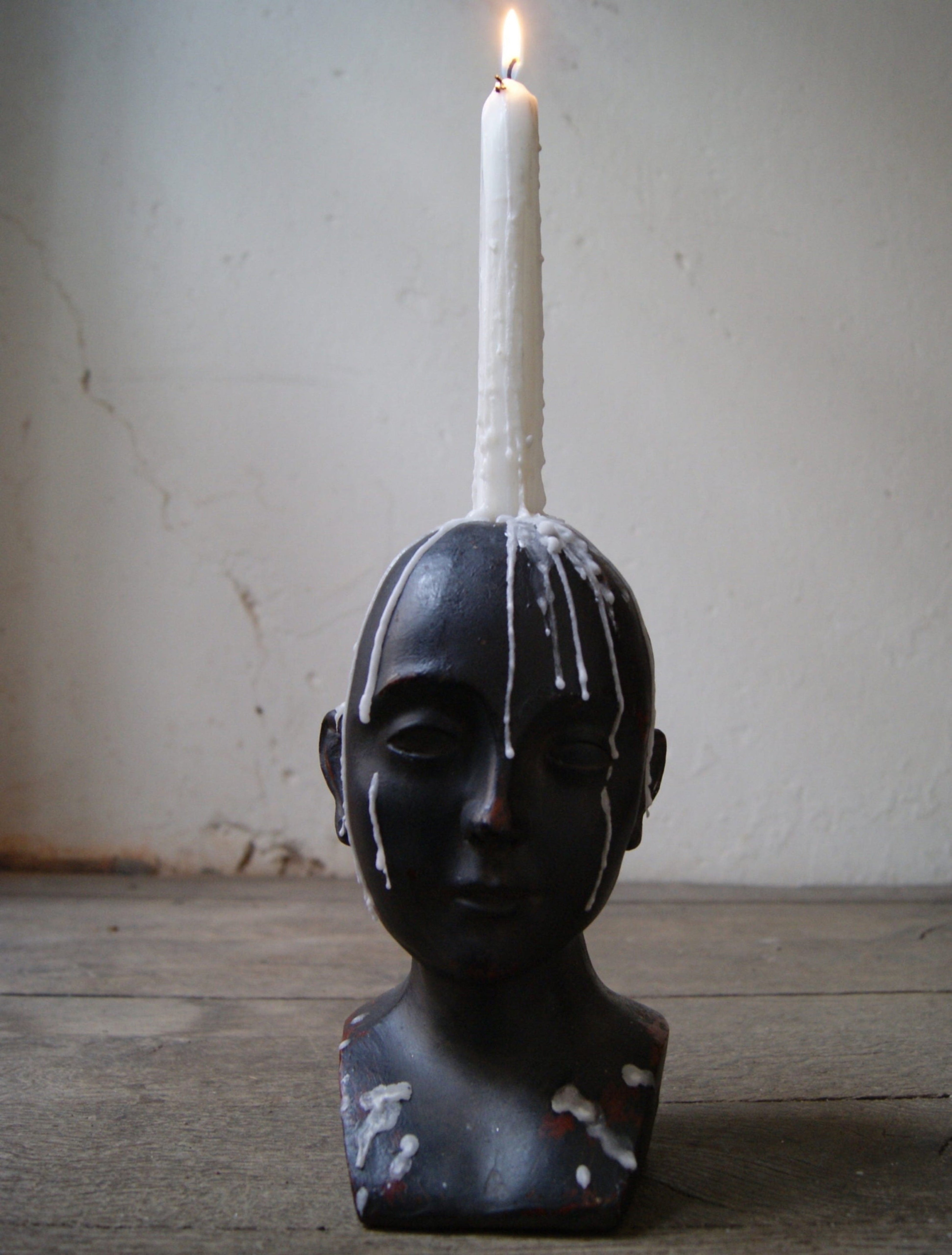 Bust Lady Big 2 Lysestake 1