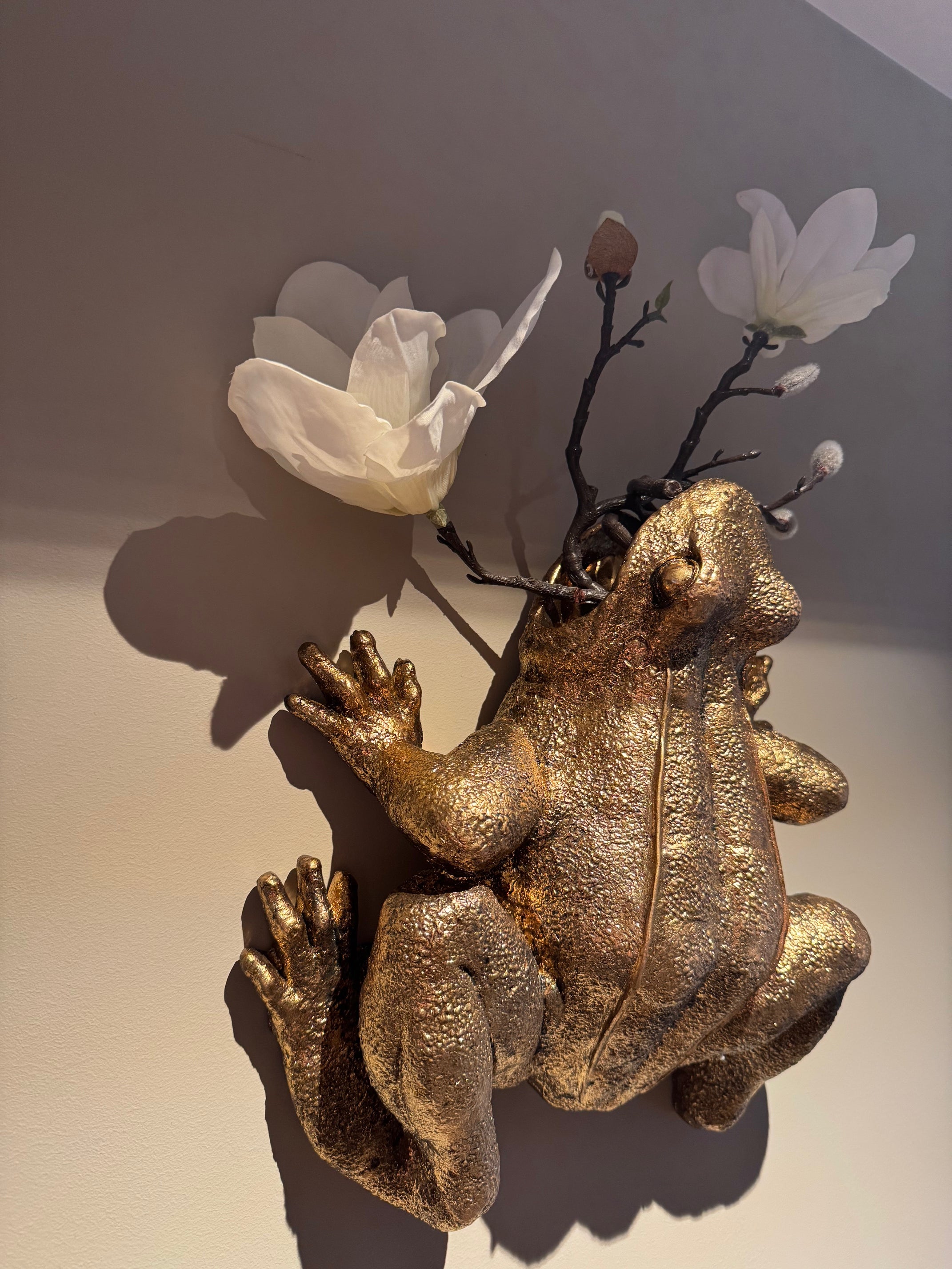 Frosken Fiona veggvase 1