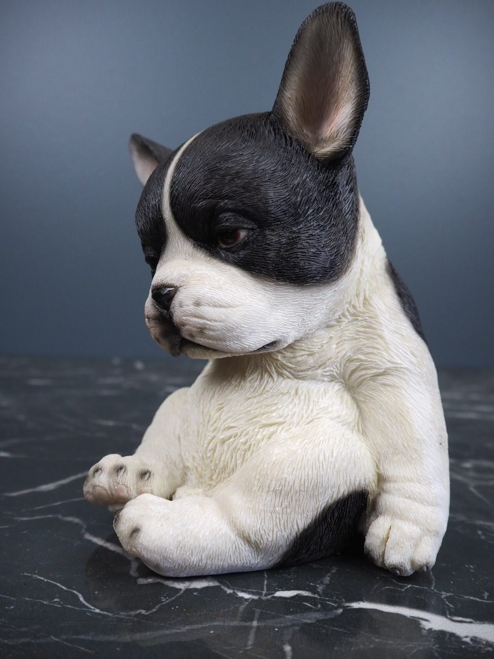 Sittende hund borddekor 4