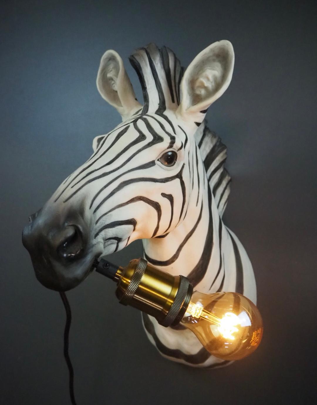 Zebra vegglampe 1