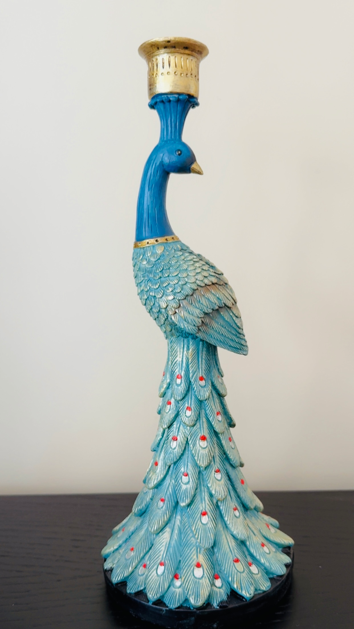 Paula Peacock lysestake 1