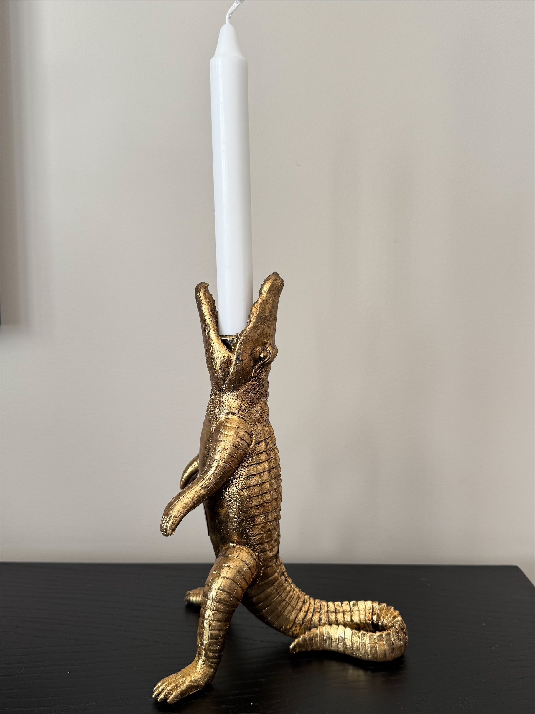 Kokodillen Clint lysestake 1