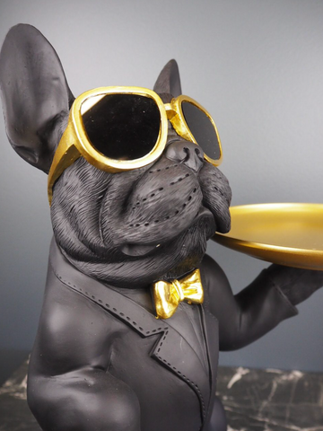 Dog waiter 3