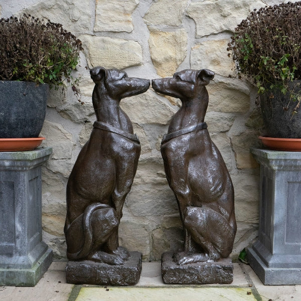Guard Dog, brun 1