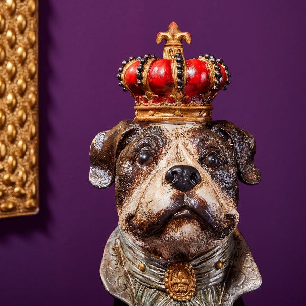 Keiseren med krone hundefigur 2