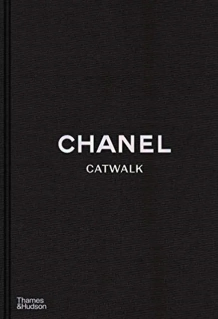 Chanel catwalk, the complete collections 1