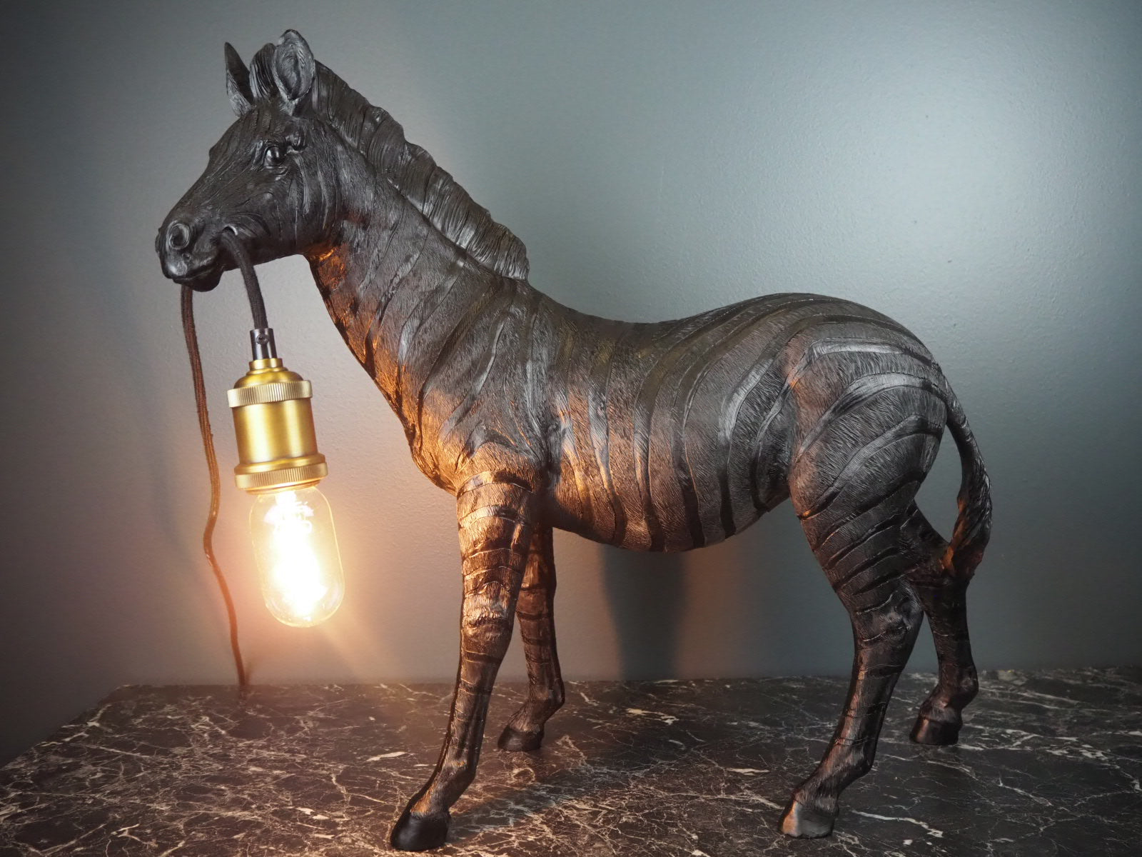 Zebra bordlampe 1